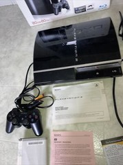 Sony PlayStation 3 PS3 80 GB Console CECHL01 w/ box manual controller bundle