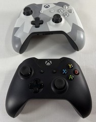 Microsoft Xbox One 1540 500GB Console System W/ 2 Controller & Wires – Tested