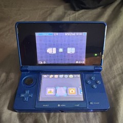 Nintendo 3DS Blue Handheld Console with carrying case