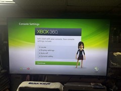 Xbox 360 Go Pro White Console w/AV Cable Controller Power Supply & Original Box