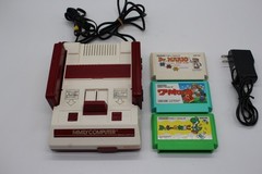 Nintendo Family Computer Famicom Console AV Mod Bundle set 3 Puzzle Games