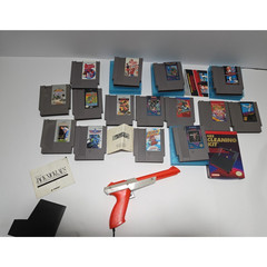 Nintendo NES Action Set Console CIB Zapper Controllers 15 Games Bundle