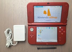 New Nintendo 3DS XL Metallic Red Charger + 32GB SD Card | Region Free