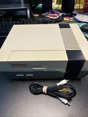 Nintendo NES Game Console W/ Controller
