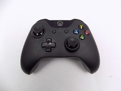 Xbox One Console + Genuine Controller + Kinect Compatible + Cables