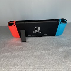 Nintendo Switch HAC-001(-01) 26GB Super Mario Wireless & Wired Controllers