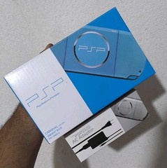 Sony PSP 3000 blue with 32 GB games USB-C adapter tipe c + case transparent