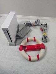 Wii RV-001(USA) with Stand AC Adapter and AV Cable Power TESTED