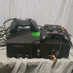 Microsoft Xbox Console Black 2002 Blu-Ray Compatible 2 Controllers Buffy Game