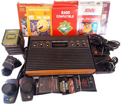 VINTAGE ATARI COMPUTER VIDEO SYSTEM MODEL CX-2600U