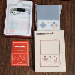 Miyoo Mini Plus White Open Source Retro Handheld Game Console. NEW. US SHIPPING