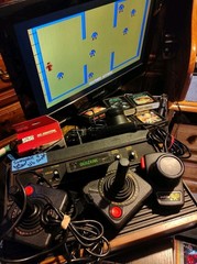 Atari 2600 4 Switch Sunnyvale W/Red Sticker-2 Cntrls,1pdl,Pwr,6gms,Extras-Tested