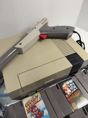 Nintendo NES with GAMES! SEE DESCRIPTION! Mario Bros
