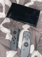 Nintendo Switch HAC-001(-01) 32GB Console with Gray Joy‑Con