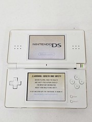 Nintendo DS Lite Console White 047