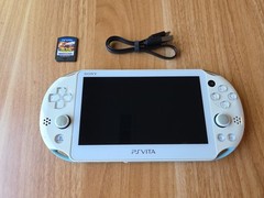 Sony PlayStation PS Vita PCH-2000 Light Blue with charger US SELLER