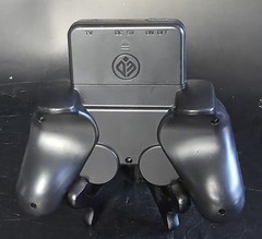 Handheld Game Console S10 Controller Style Built-In Games TV Out Rechargeable