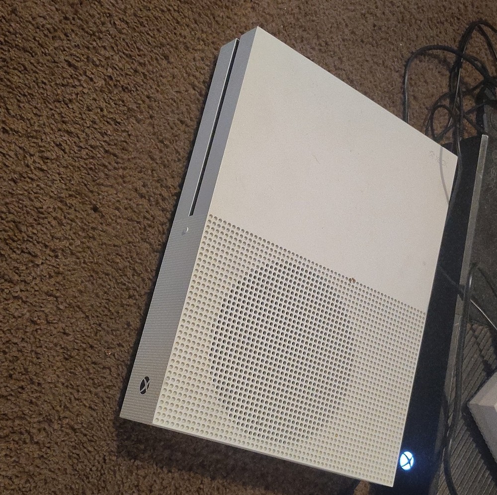 Microsoft Xbox One S White Console HDMI Blu-Ray Compatible