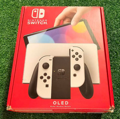 Nintendo Switch OLED HEG-001 Console Complete Bundle MINT with Pokémon Diamond
