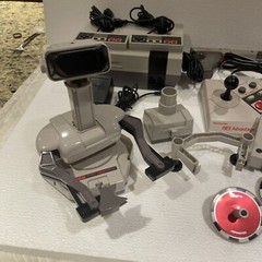 Nintendo Entertainment System Deluxe Set – ROB the robot, Bundle 1985