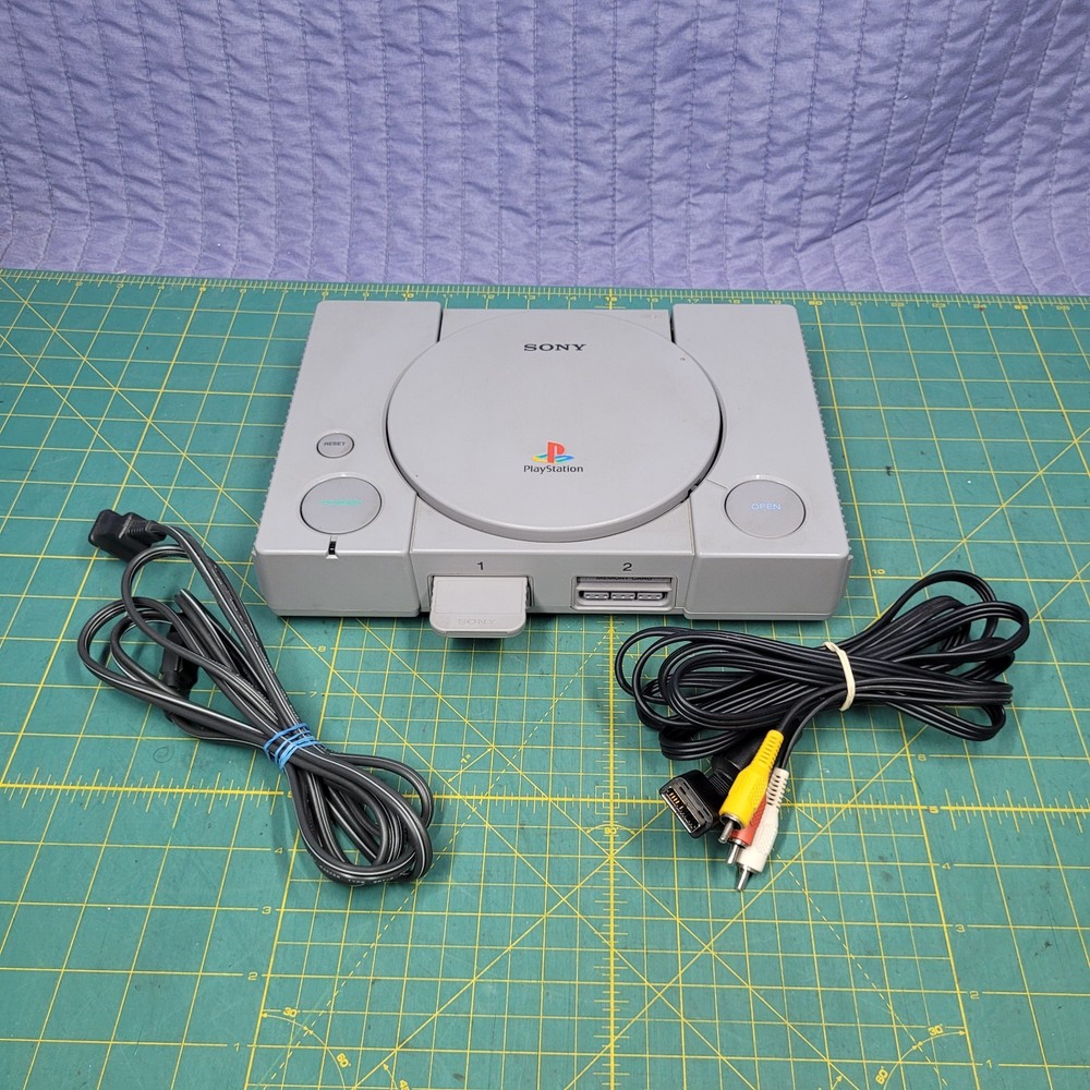 Sony PlayStation 1 PS1 Original Console System SCPH-5501 Tested No Controller