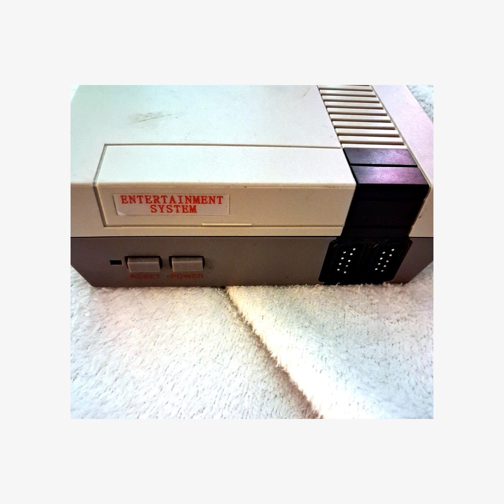 Retro Mini Entertainment System w/ 2 Controllers & AV Cable – Untested