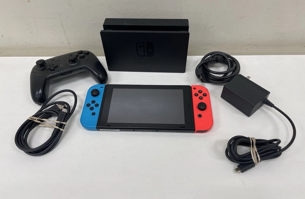 Nintendo Switch Handheld Console – Neon Blue Red JoyCons – Excellent Condition