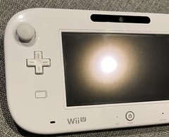Nintendo Wii U White Gamepad WUP-010 ONLY FOR PARTS NOT WORKING