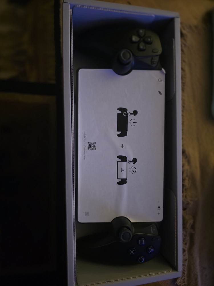 Sony PlayStation Portal Remote Player for PS5 Handheld, White/Black, Wi-Fi