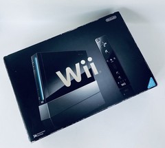 Nintendo Wii Japan Edition – Boxed, All Original Accessories, Great Condition