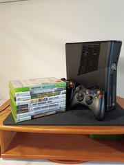 Xbox 360 Slim Console Kinect Bundle w/ 8 Games & Cords 250gb – Tested Working