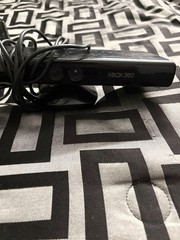 Microsoft Xbox 360 S 250GB Black Bundle w/ Kinect, 2 Controllers, Games