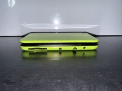 *cosmetically Flawed* Nintendo New 3DS XL – Lime Special Edition Console