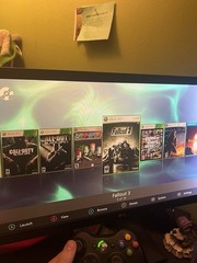 Microsoft Xbox 360 White Console Wi-Fi Ethernet Multiplayer Capability