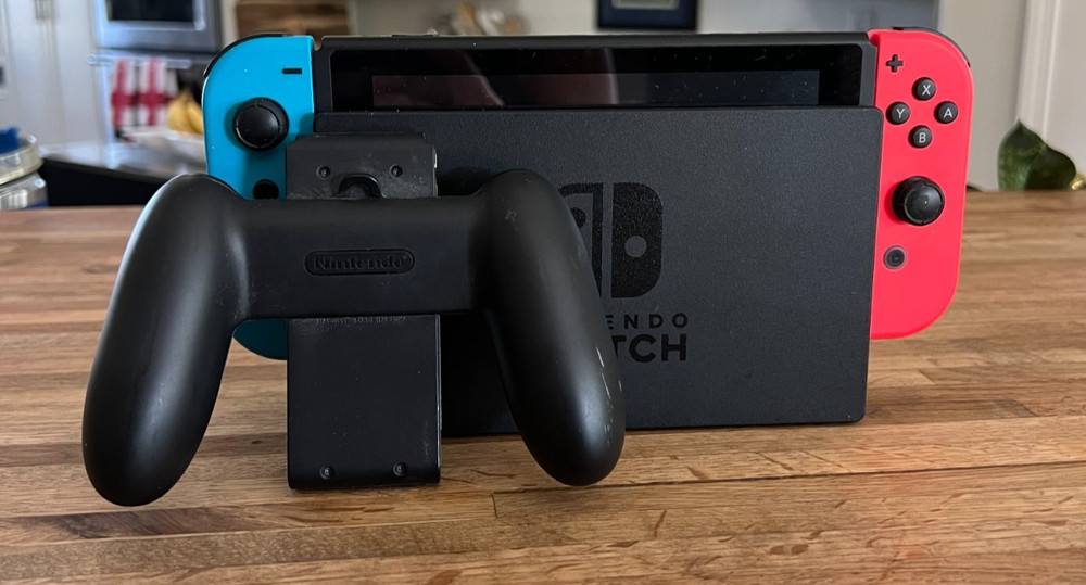 Nintendo Switch 1 32GB Gray Console with Neon Red and Neon Blue Joy-Con