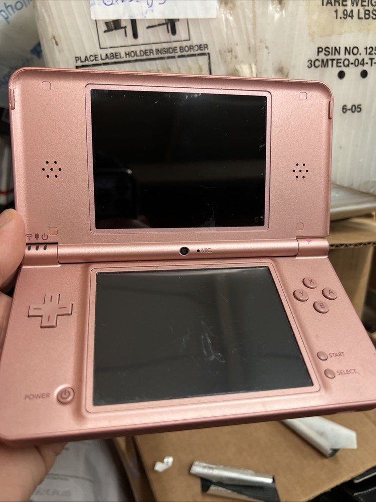 Nintendo DSi XL