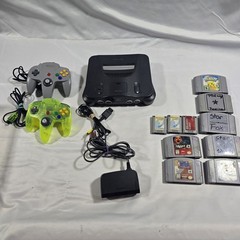 Nintendo 64 N64 Black Console Bundle With 2 Controllers 7 Games 3 Memory cards