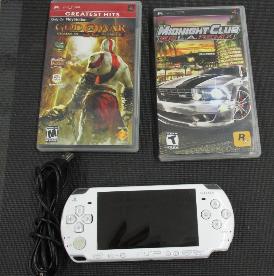 Sony PSP 2000 Ceramic White Tested Working Bundle GOW NFS READ