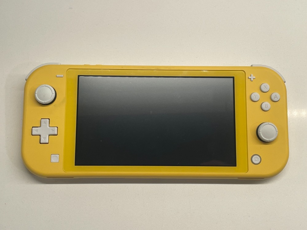 Nintendo Switch Lite Yellow