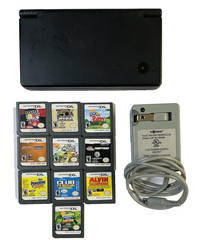 Nintendo DSi Matte Black Video Game Console and 10 Extra DS Games Lot w/ Charger