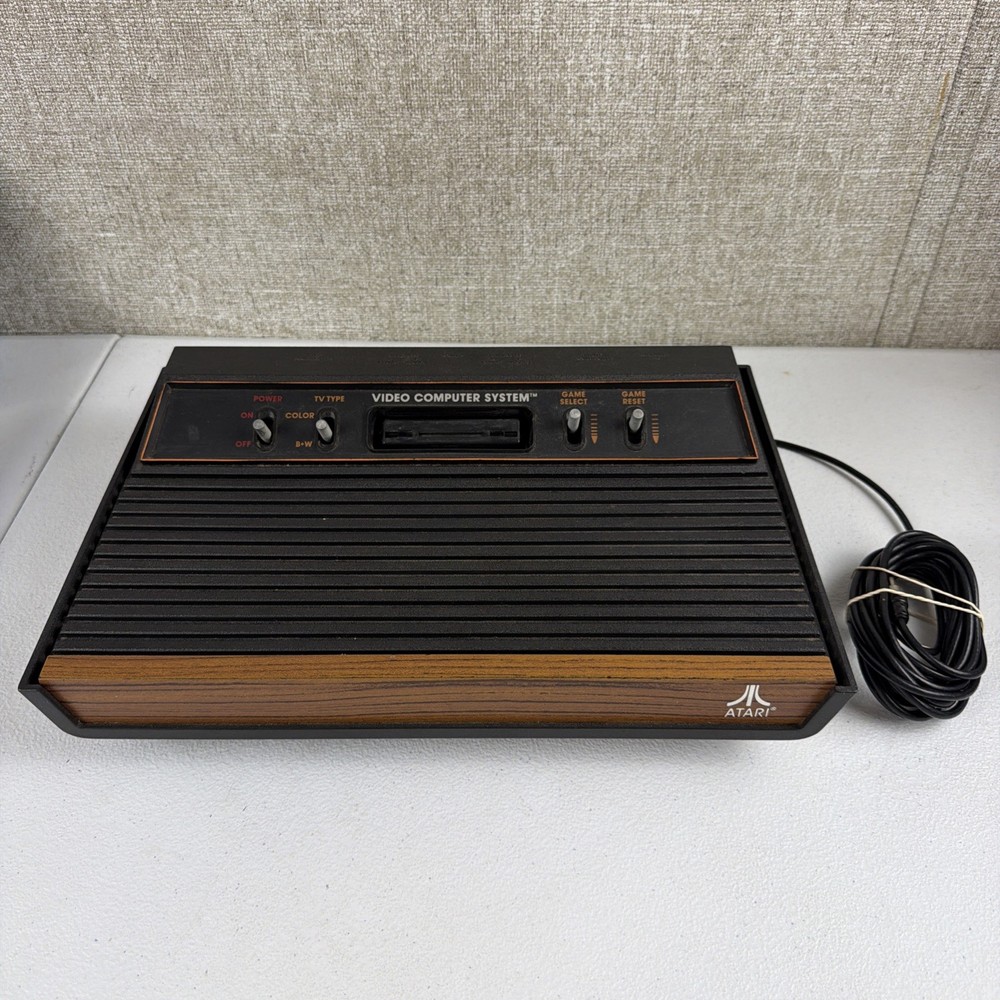 Atari 2600 Video Computer System Model CX-2600 A – Console Only PARTS/UNTESTED