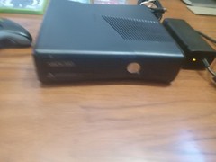 Fun! Microsoft Xbox 360 Bundle 250GB Built-In Wifi – 6 Games + 2 Controllers