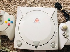 Sega Dreamcast Console System HKT-3020 With 2 Controllers & Memory Card TESTED4!