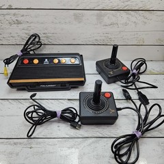 Atari Flashback Classic Game Console 2 Joysticks Power Cord A/V Tested Working