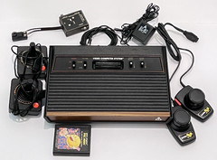 Atari CX-2600A 1980 Video Computer System Console w/Controllers Paddles Game