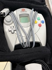 Vintage Sega Dreamcast Bundle HKT-3020 Carrying Case 7 Games