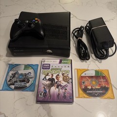 Microsoft XBOX 360 S Slim 320GB Model 1439 w/ Controller + Cords + Games TESTED!