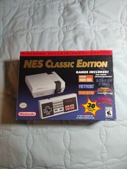Nintendo Entertainment System: NES Classic Edition with 30 Games