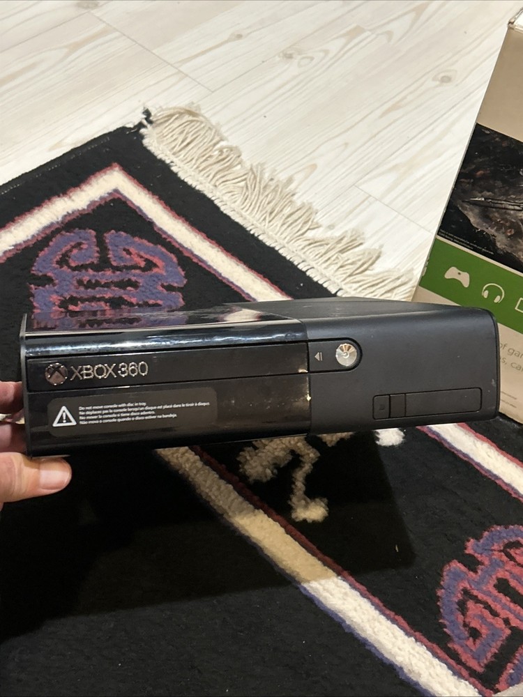Xbox 360 E Console-2014
