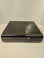 Xbox 360 E Console Bundle 1 Controller Power Supply 7 Games Tested Working